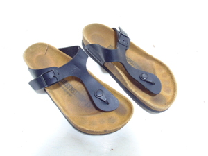 lot 209 image: Birkenstock Sandals Sz 35 (4.5 US)