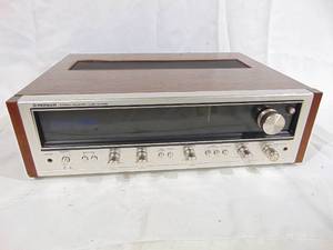 lot 211 image: Pioneer SX-636 AMFM Stereo Receiver 1974