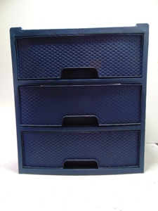 lot 653 image: Plastic Chest of Drawers- Navy