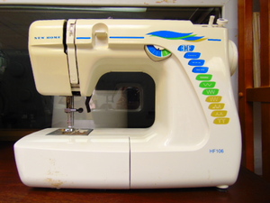 lot 656 image: Janome New Home Household Sewing Machine White Model HF106