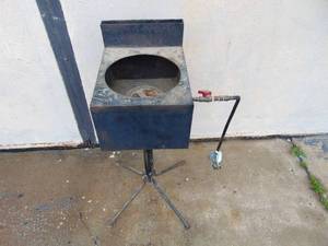 lot 688 image: Outdoor Grill
