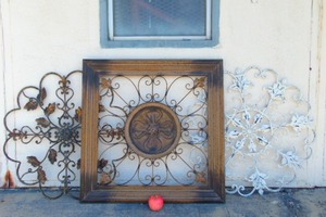 lot 361 image: Lot of 3 Large Metal Wall Decor Pieces