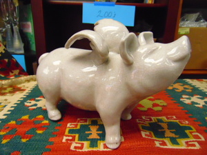 lot 180 image: Vintage Ceramic Decor When Pigs Fly