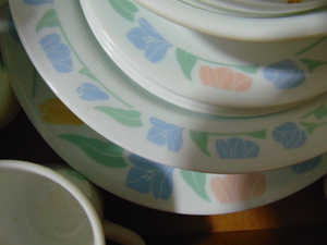lot 90 image: Large Lot of Corelle- Friendship Pattern  Vintage Corning Ware