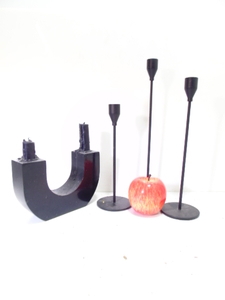 lot 148 image: Lot of Candlestick Holders