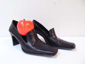 lot 447 image: Franco Nolan Pump- Sz 9W