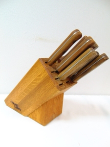 lot 549 image: Kitchen Knife Set