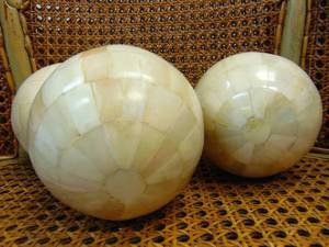 lot 575 image: Set of Three Large White Shell Decorative Sphere Orb Centerpiece Display Bowl Filler- 6 dmtr