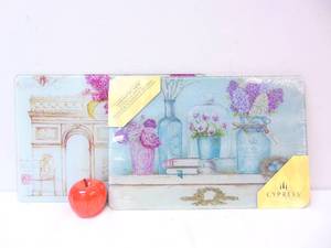 lot 600 image: Pair of Glass Surface Savers