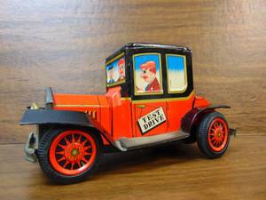 lot 441 image: 1950s Daiya Japan Tin Friction Drive Test Car Awesome Graghics Nice Condition- Rare