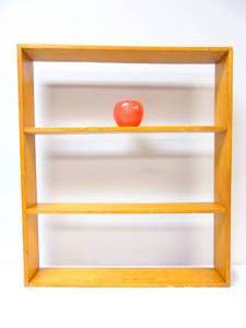 lot 605 image: Wood Shelves