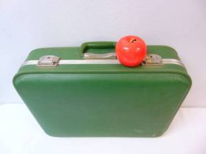 lot 628 image: Vintage Mid Century Suitcase- Avocado Green