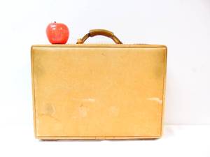 lot 629 image: Vintage Tan Leather Woodbox Luggage Briefcase