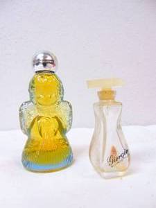 lot 636 image: Vintage Avon Ariane Ultra Cologne .5 Oz Angel Bottle GIORGIO BEVERLY HILLS PERFUME 0.25 FL OZ