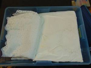 lot 648 image: Large Lot of Vintage Hand Stitched Lace TableclothesRunners