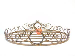 lot 143 image: HEAVY Metal Decorative Tray- Bronze