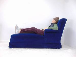 lot 66 image: Blue Velvet Vintage Lounge Chaise- Super Comfy