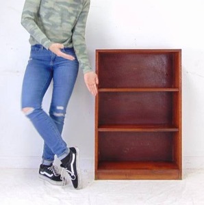 lot 196 image: Three Shelf Bookcase
