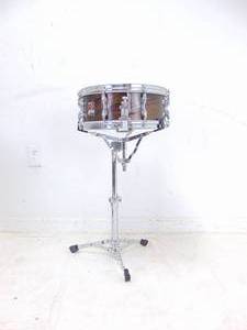 lot 71 image: Evans Snare Drum