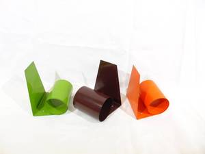 lot 83 image: Set of 3 Vintage Mid Century Colorful Metal Bookends - Made in England