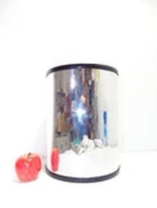 lot 670 image: Mid Century Chrome Planter