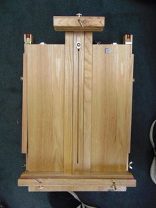 lot 485 image: Foldable Wood Art Easel