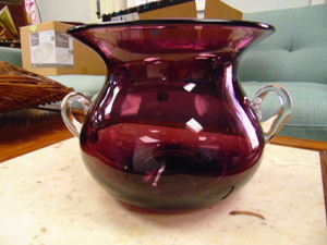 lot 273 image: Mouth Blown Purple Vase