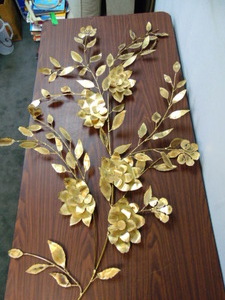 lot 109 image: Large Mid Century BRASS Wall Decor
