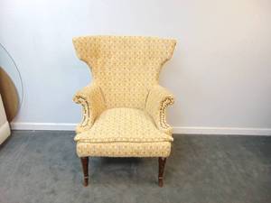lot 500 image: Vintage Rolled Arm Armchair