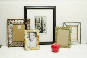lot 350 image: Lot of Picture Frames and Print