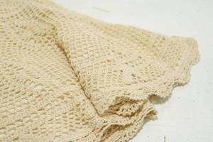 lot 355 image: Vintage Crochet Christmas Tree Skirt