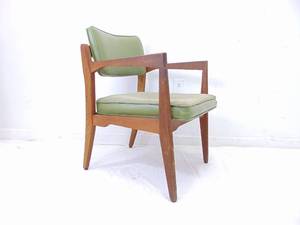 lot 686 image: Vintage Mid Century Walnut Chair with Avocado Green Vinyl by Indiana Chair Co