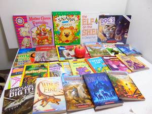 lot 454 image: Lot of Childrens Books #4