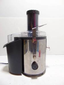 lot 274 image: Intertek Bella High Power Juicer Mo. XJ-12405 Powers On