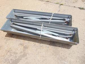 lot 214 image: Metal Stands for Tools