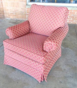 lot 12 image: Beautiful and Clean Rolled Arm Classical Lounge Chair