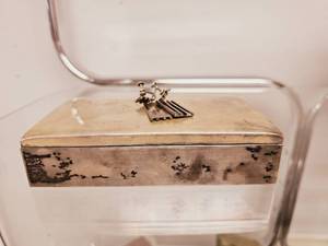 lot 61 image: SMITH AND SMITH STERLING SILVER #2 Box with Wood Linning Vintage Silverplated Earrings