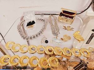 lot 65 image: Lot of Vintage Fashion Jewelry
