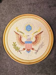 lot 78 image: Vtg Mcm us presidential seal Eagle Crewel Embroidery Round