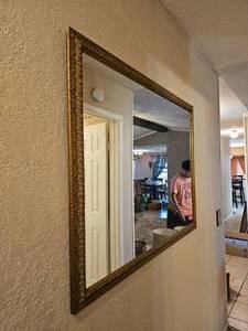 lot 408 image: Elegant Gold Tone Mirror