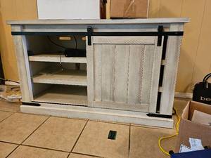 lot 416 image: Ashley Furniture TV Stand Like New