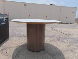 lot 234 image: Raindrop Style Dining Table- 48 Diameter c.2018