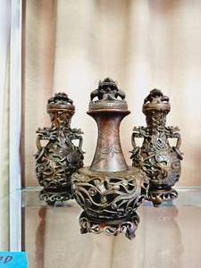lot 195 image: Lot of Three Japanese Stone Carved Vases with Lids