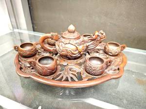 lot 208 image: Asian Stone Handcarved Dragon Teapot and Six Cup Set Mother of Pearl Inlay