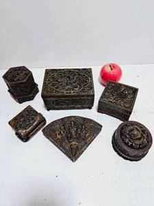 lot 245 image: Large Lot of Vintage Resin Chinese Boxes and Decor