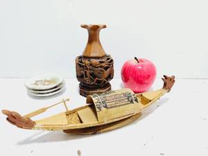 lot 247 image: Lot of Vintage Asian Decor- Japanese Tiny Plates, Bamboo Boat, and Stone Carved Vase