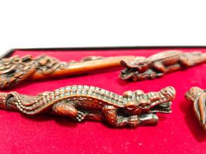 lot 255 image: Chinese Resin Ink Pens- Dragons and Crocodiles- Set of Four