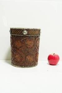 lot 376 image: Heavy Country and western textured Powder Room Waste bin