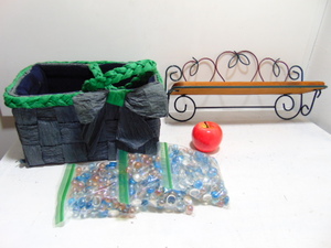 lot 289 image: Vintage Lot Basket, Marbles, Apple Shelf