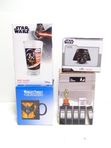 lot 293 image: Worlds Finest Collection- STAR WARS, THE OFFICE, DC